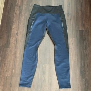 Athleta High Traverse Tight leggings